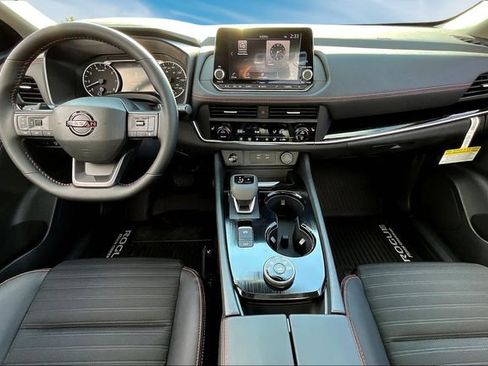 New 2026 Nissan Rogue SV AWD/4WD image 5