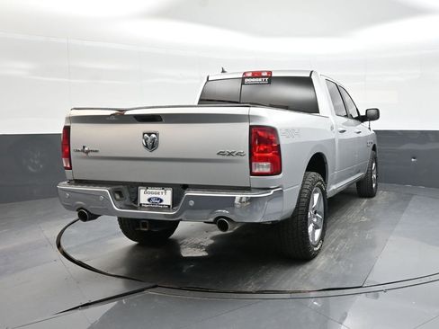 Used 2016 RAM 1500 Lone Star AWD/4WD image 7