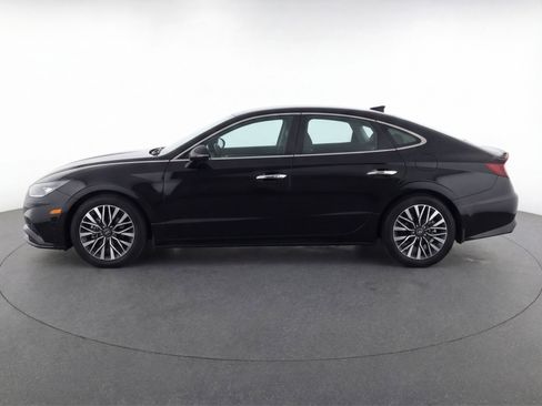 Used 2024 Nissan Altima 2.5 SV FWD image 5