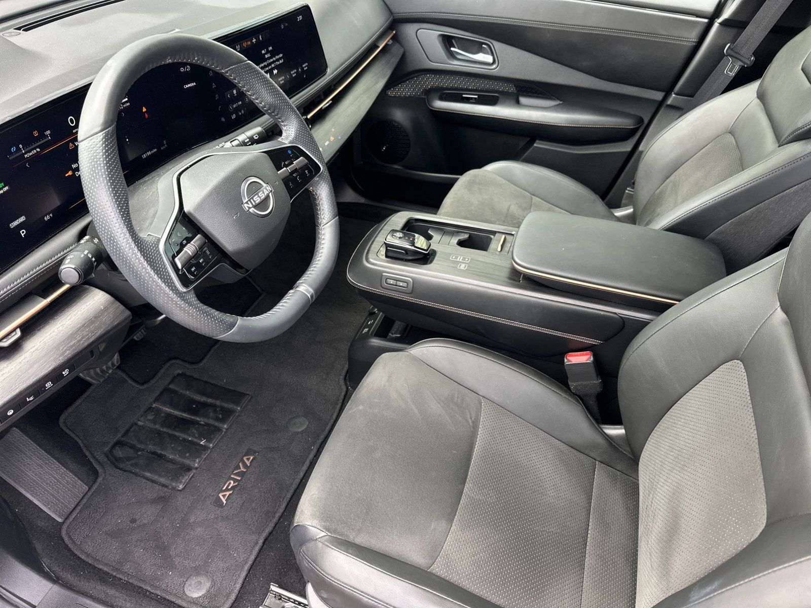 Used 2024 Nissan Ariya FWD image 9