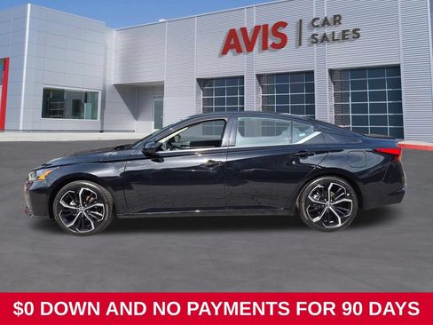 Used 2025 Nissan Altima 2.5 SR FWD image 10