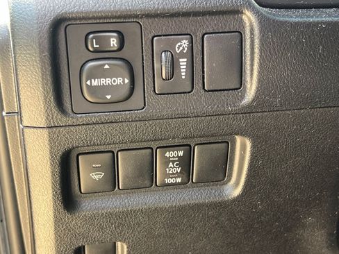 Used 2019 Toyota 4Runner SR5 Premium RWD image 25