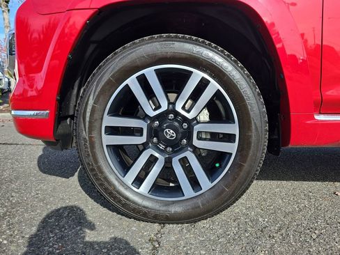 Used 2022 Toyota 4Runner Limited image 38