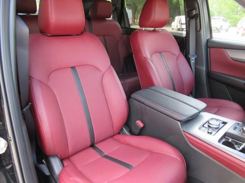 Used 2025 MAZDA CX-70 3.3 Turbo S w/ Premium Package image 9