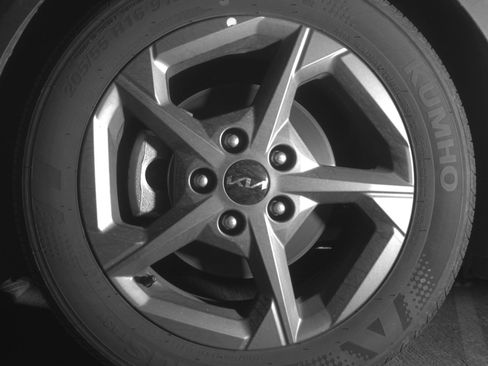 Used 2025 Kia K4 LXS image 12