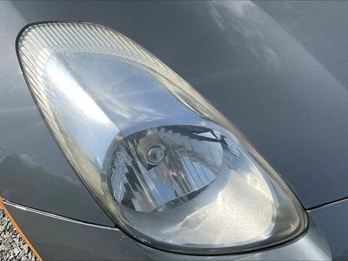 Used 2009 Pontiac Solstice Convertible w/ Preferred Package RWD image 28