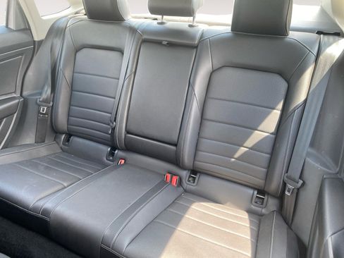 Used 2022 Volkswagen Jetta SE image 12