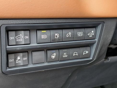 Used 2022 Toyota Tundra 1794 Edition w/ Advanced Package AWD/4WD image 17