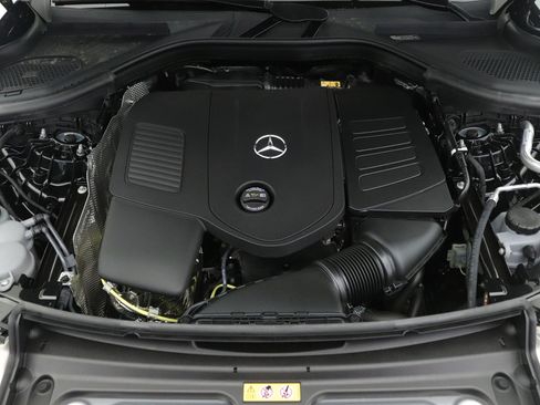 New 2027 Mercedes-Benz GLC 300 image 10