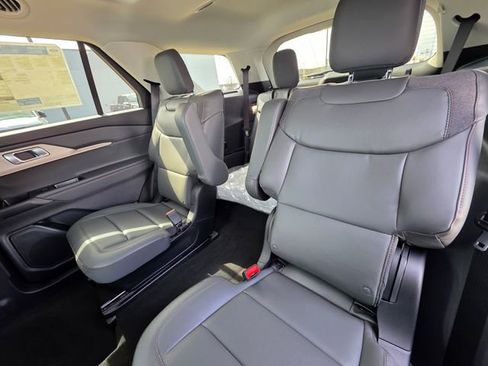 New 2026 Ford Explorer Active image 44