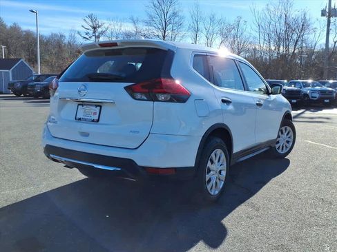 Certified 2018 Nissan Rogue S image 5