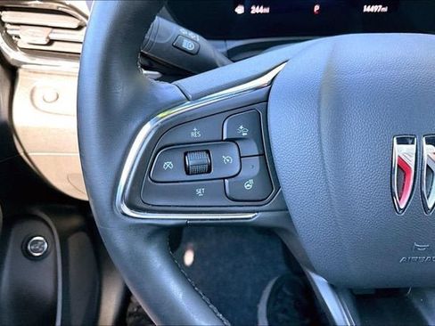 Used 2025 Buick Envista Avenir FWD image 19