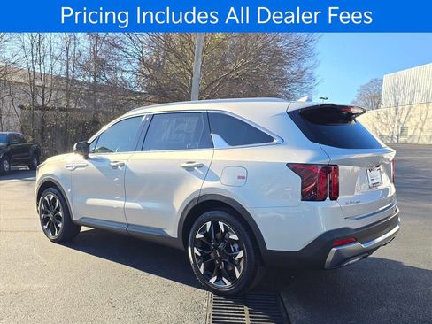 New 2026 Kia Sorento EX FWD image 5