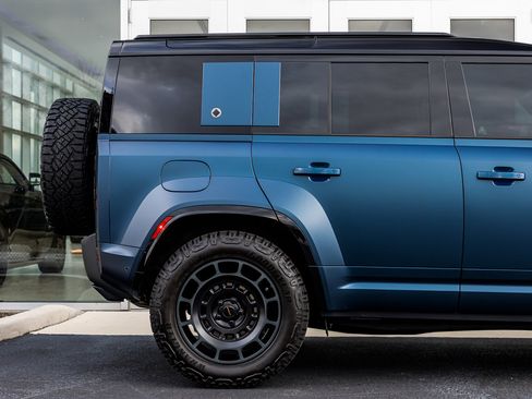 Used 2026 Land Rover Defender 110 OCTA image 21