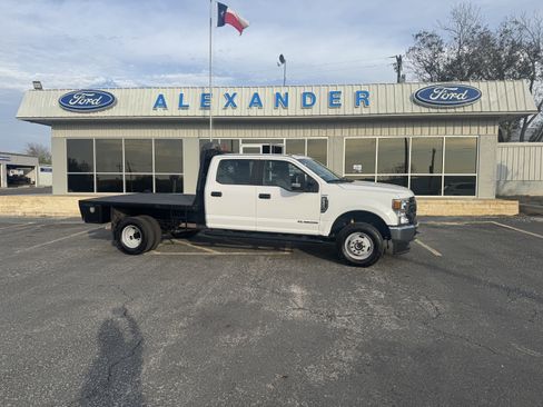 Used 2020 Ford F350 XL w/ Power Equipment Group image 1