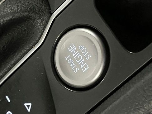 Certified 2022 Volkswagen Atlas SE AWD/4WD image 15
