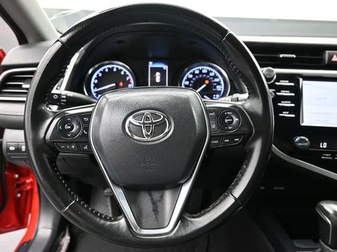 Used 2020 Toyota Camry SE w/ Convenience Package image 27