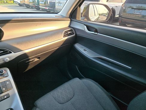 Used 2021 Hyundai Palisade SEL FWD image 11