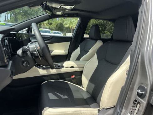 Used 2024 Lexus NX 250 FWD image 23