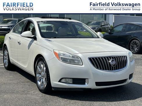 Used 2013 Buick Regal Premium FWD image 1