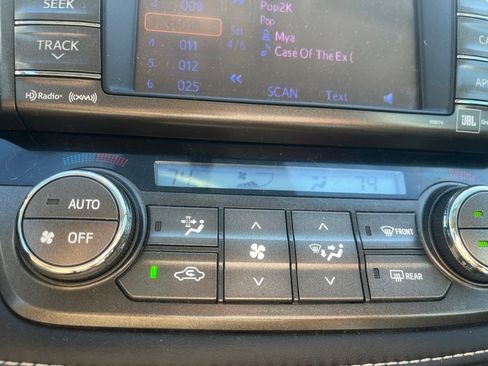 Used 2013 Toyota RAV4 Limited AWD/4WD image 20