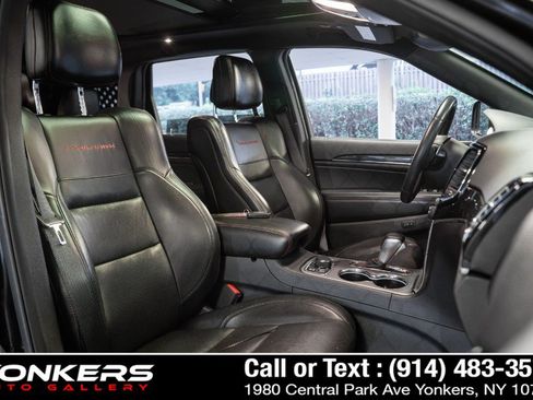 Used 2019 Jeep Grand Cherokee Trailhawk w/ Trailhawk Luxury Group AWD/4WD image 27