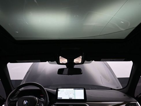 Used 2023 BMW 530i xDrive w/ Premium Package image 16