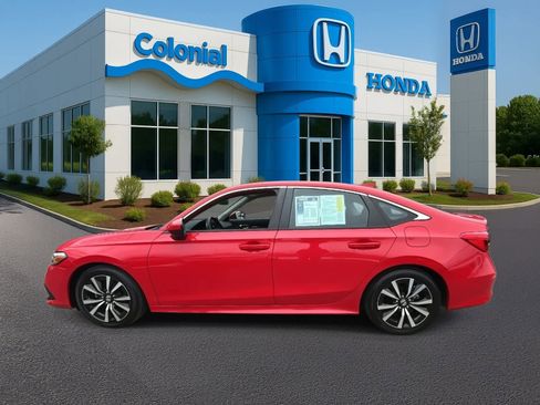 Used 2024 Honda Civic EX image 11