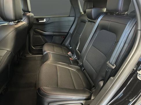 Certified 2025 Ford Escape ST-Line Elite image 26