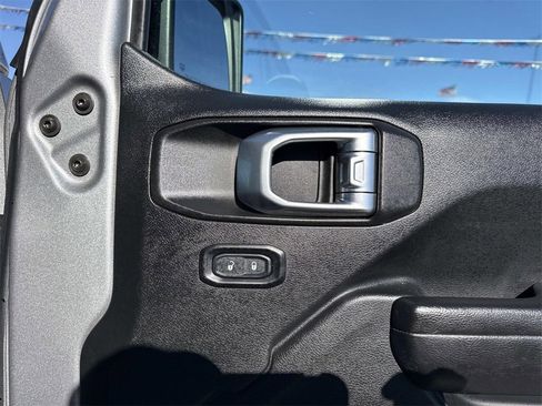 Used 2021 Jeep Wrangler Unlimited Sport image 28