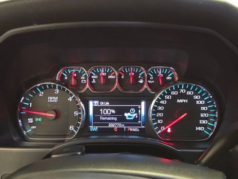 Used 2018 Chevrolet Silverado 1500 LT w/ LT Eassist Package RWD image 25
