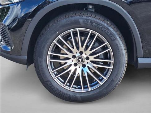 New 2026 Mercedes-Benz GLC 300 image 17