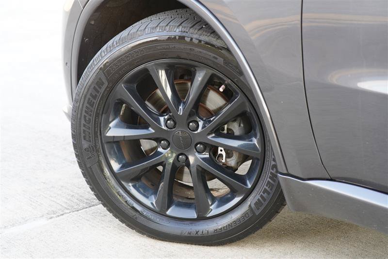 Used 2018 Dodge Durango R/T w/ Blacktop Package AWD/4WD image 19