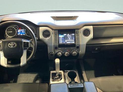 Used 2016 Toyota Tundra SR5 w/ SR5 Upgrade Package AWD/4WD image 22