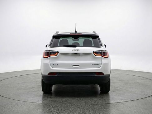 Used 2025 Jeep Compass Limited image 7