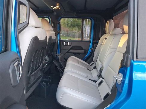 Used 2022 Jeep Gladiator Mojave w/ LED Lighting Group image 13
