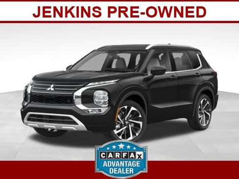 Used 2023 Mitsubishi Outlander SEL FWD image 1