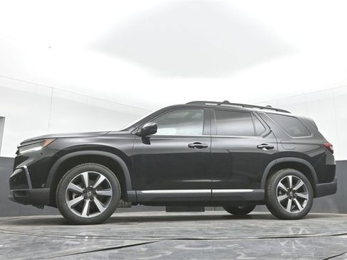 Used 2023 Honda Pilot Elite image 46