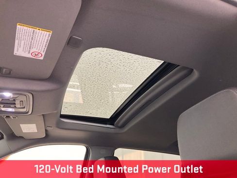 Used 2022 Chevrolet Silverado 3500 LTZ w/ LTZ Convenience Package image 19