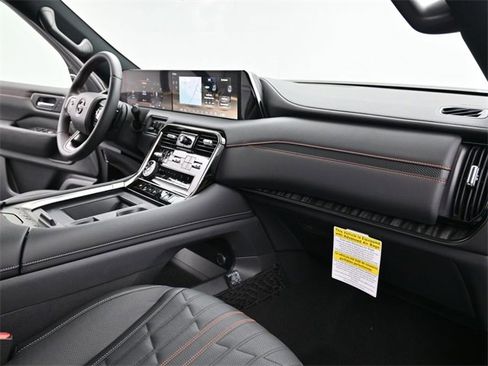 New 2025 Nissan Armada PRO-4X w/ Pro-4X Premium Package image 38