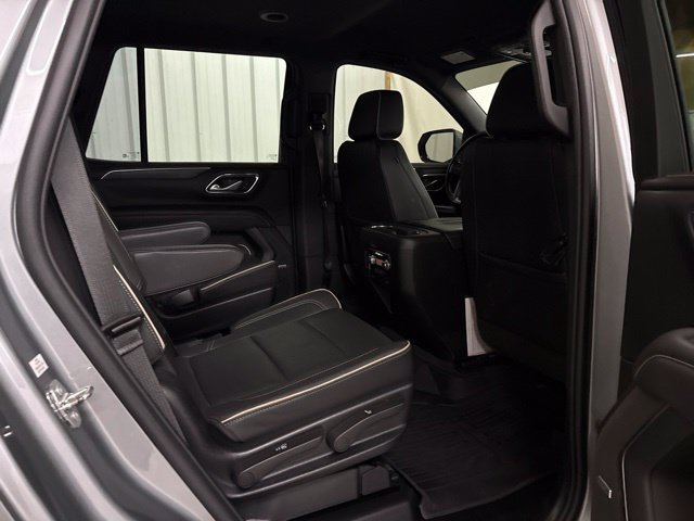 Used 2023 GMC Yukon SLT AWD/4WD image 22