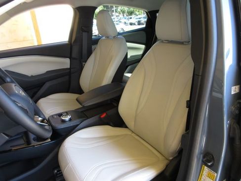 Certified 2023 Ford Mustang Mach-E Premium image 11