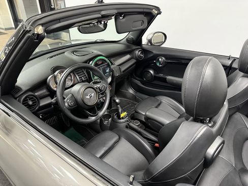 Used 2016 MINI Cooper S image 17