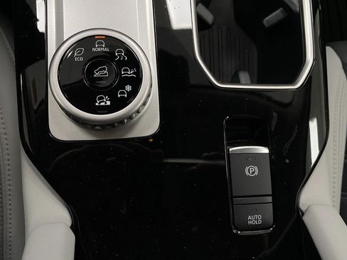 New 2026 Mitsubishi Outlander SE AWD/4WD image 64