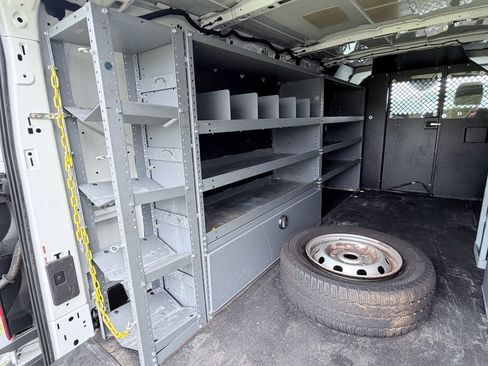 Used 2018 Ford Transit 250 148 Low Roof RWD image 10