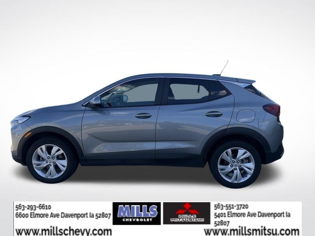 Used 2024 Buick Encore GX Preferred AWD/4WD image 2