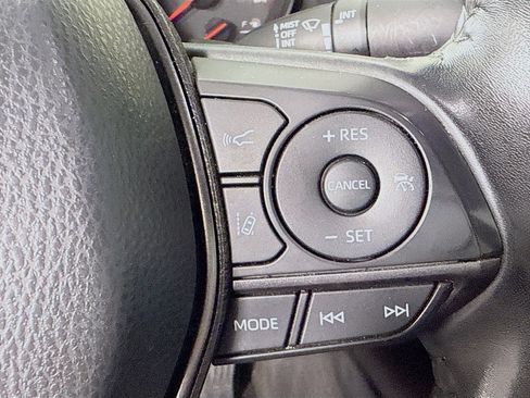 Used 2022 Toyota Camry XSE image 15