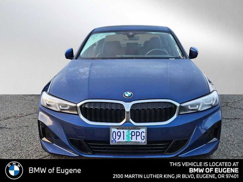 Used 2023 BMW 330i xDrive Sedan w/ Parking Assistance Package AWD/4WD image 8
