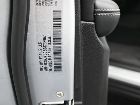 New 2025 Jeep Grand Cherokee L Limited image 18