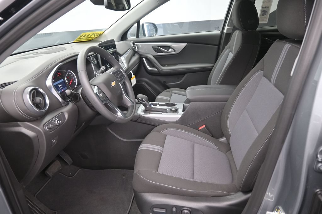 New 2026 Chevrolet Blazer LT w/ Convenience Package AWD/4WD image 11